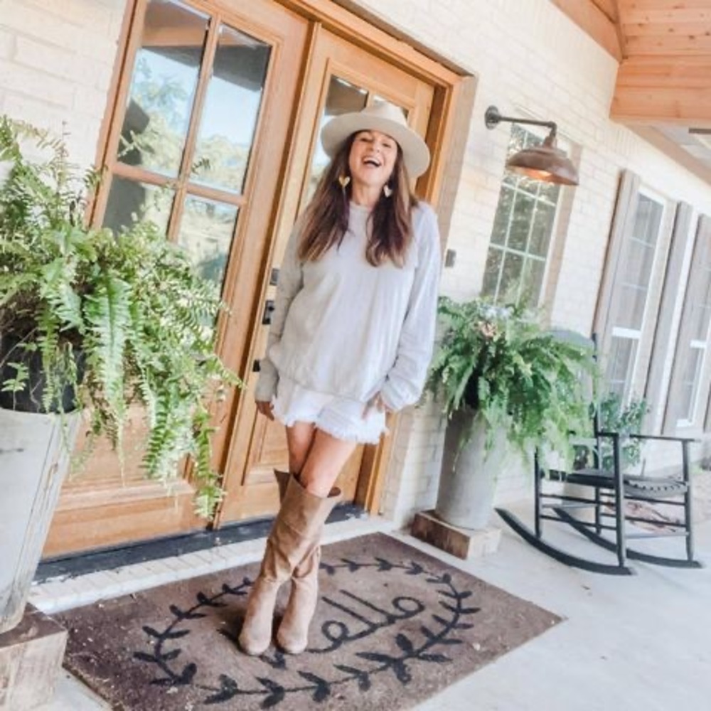 Meet your Posher, Alison